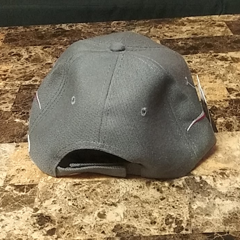Hat - Picture 3 of 3